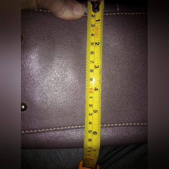 Dooney and Bourke Safiano Satchel. Like New Condition. - Picture 7 of 8